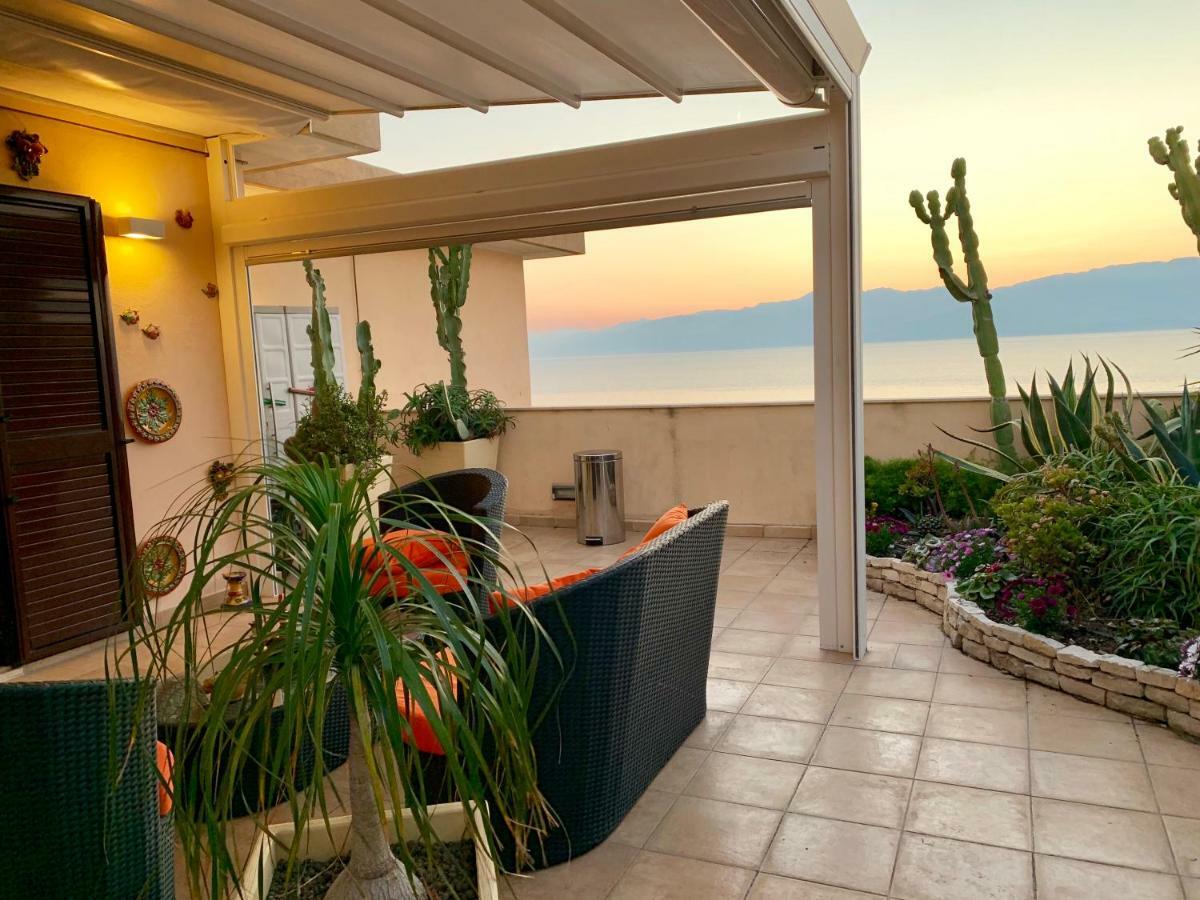 Sunset Terrazza Apartment Reggio Calabria